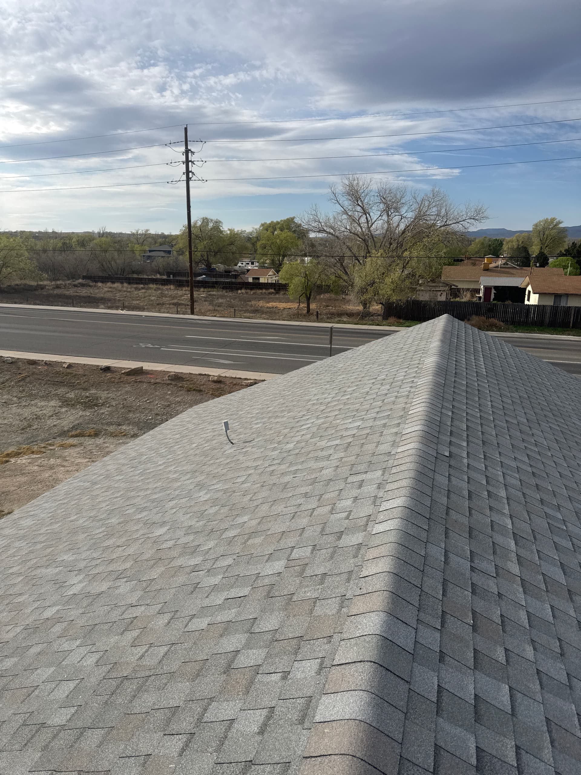Seamless Roof Upgrade with Asphalt Shingle Perfection