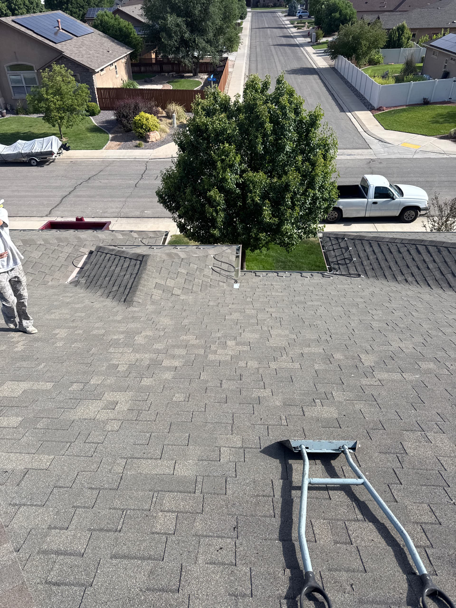 Gallery photos for Full Roof Tear-Off and Replacement the Right Way: Image #4