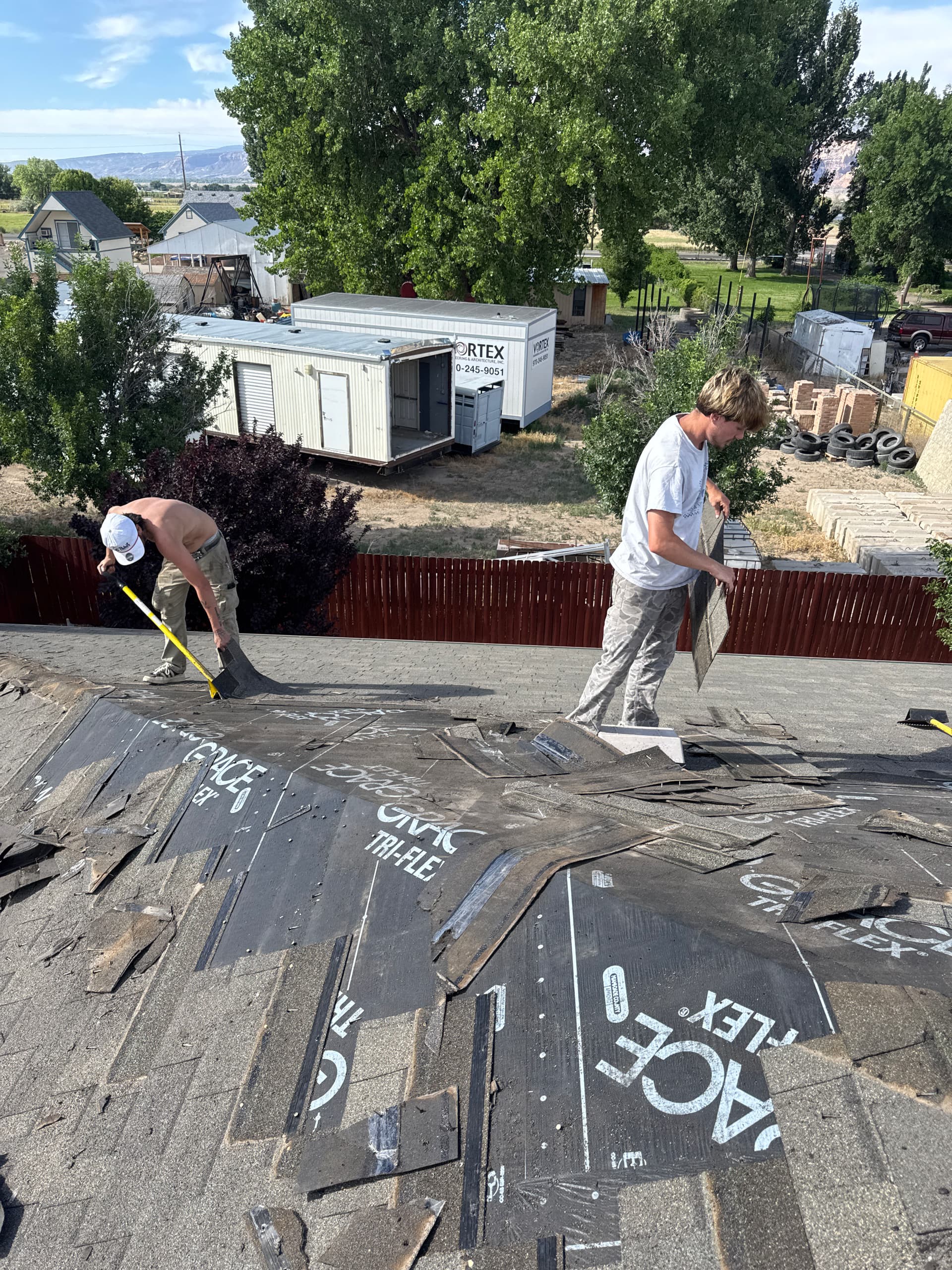 Gallery photos for Full Roof Tear-Off and Replacement the Right Way: Image #1