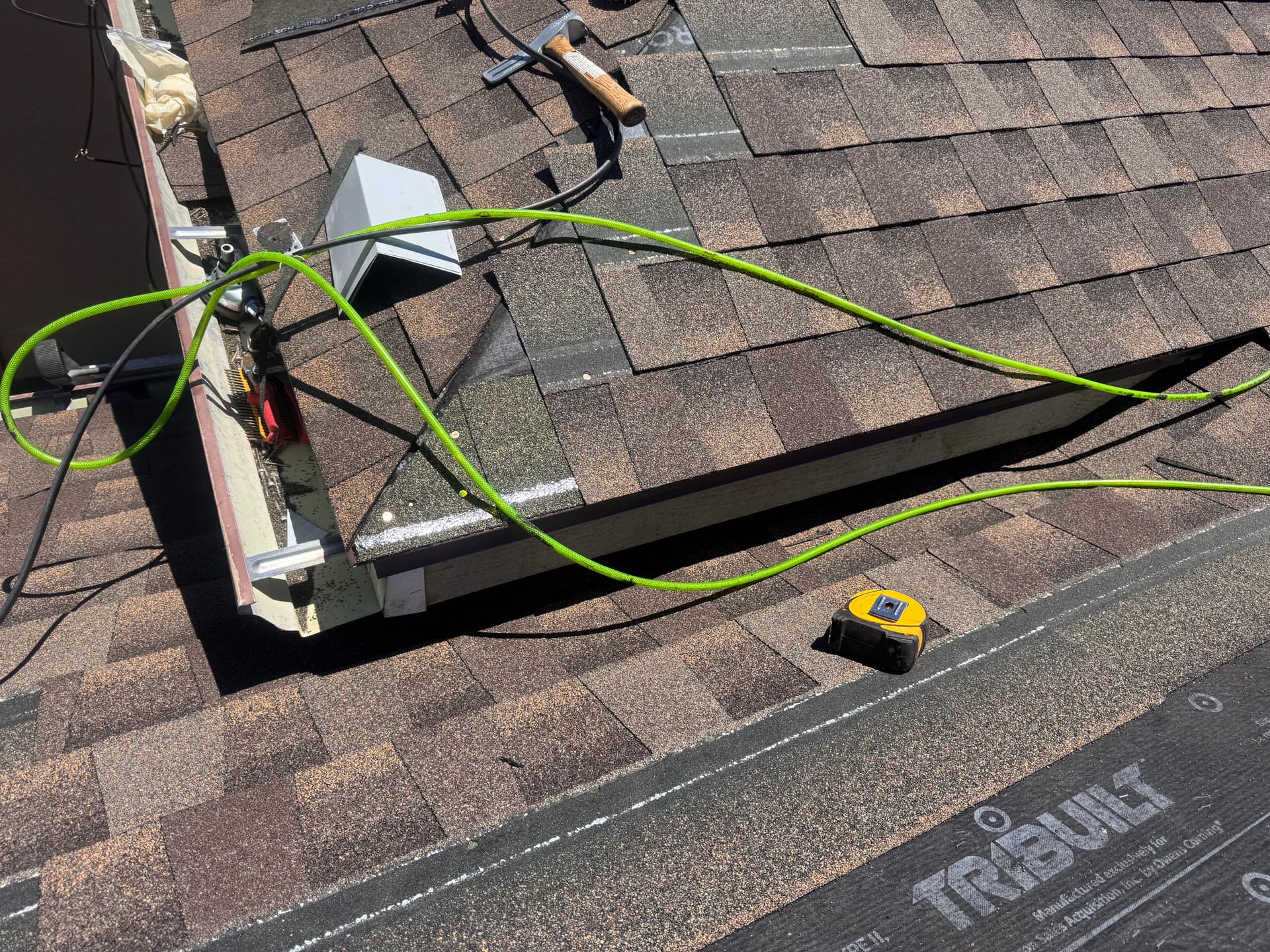 Gallery photos for Asphalt Shingle Roofing With Zero Shortcuts: Image #7