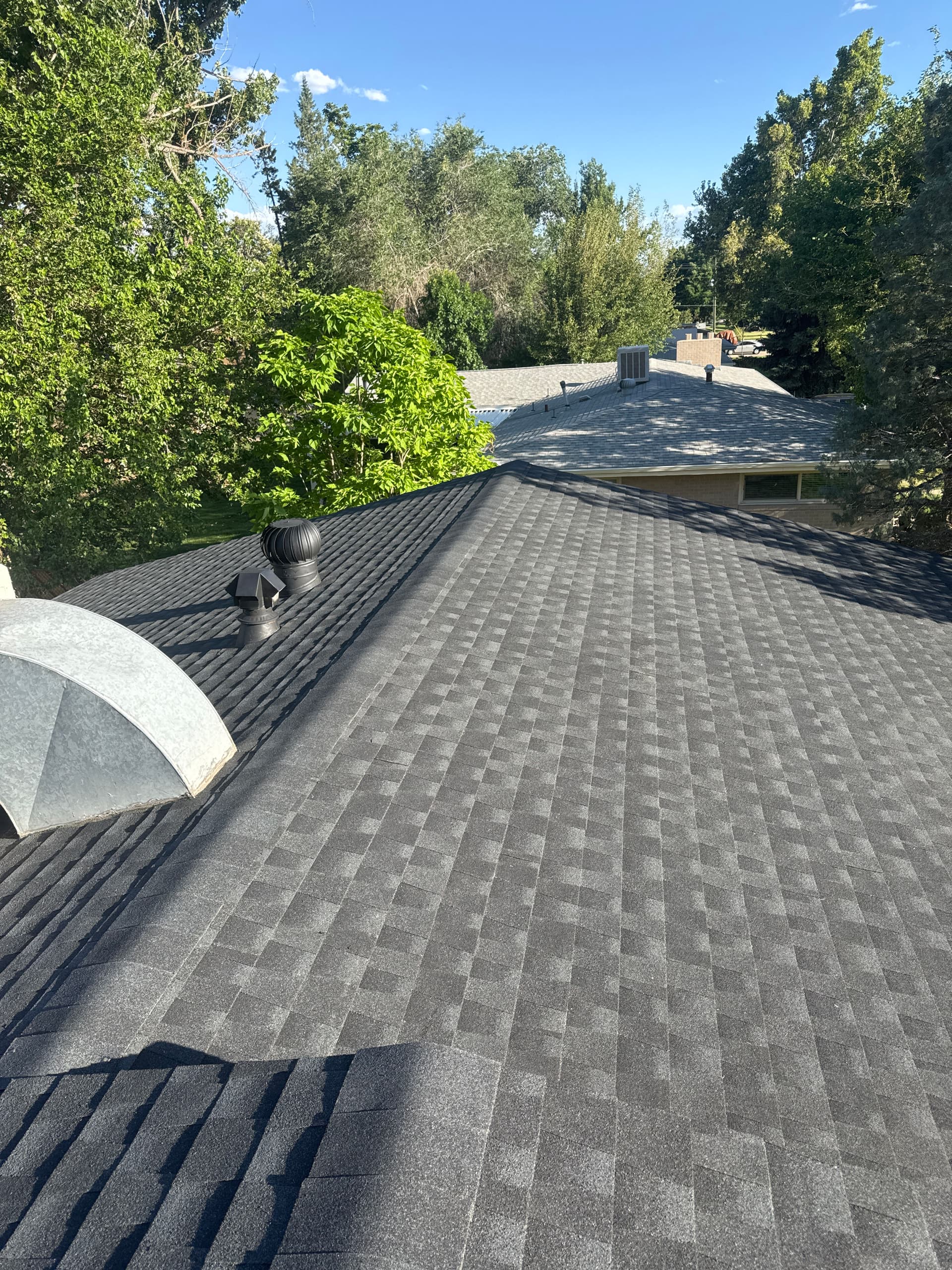 Gallery photos for Fresh Asphalt Shingle Roof Replacement Done Right: Image #1