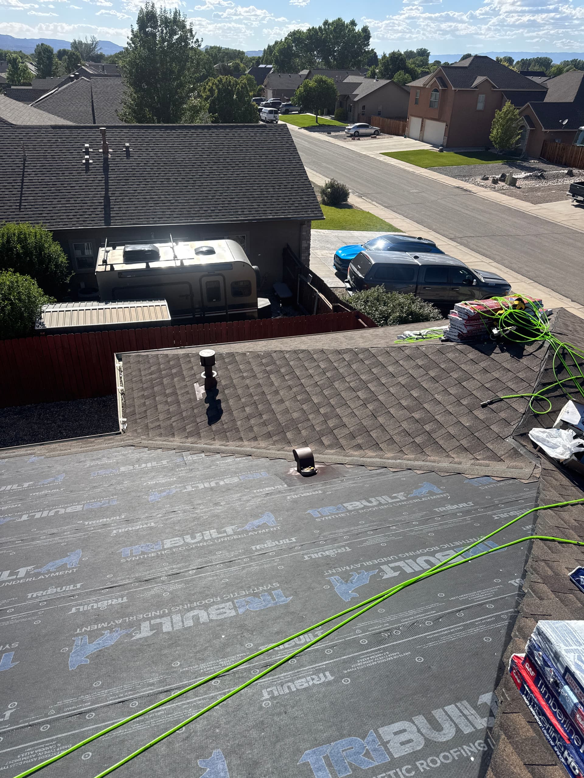 Gallery photos for Asphalt Shingle Roof Replacement Done the Right Way: Image #2